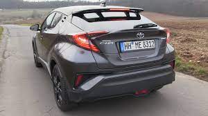 Mesela ben şöyle bir testi her hafta pazar sabahı yapıyorum, etilerden bebeğe inen hız tutkunları ve trafik canavarlarına hiç ama hiç uymaz, ama arada bir azıcık da olsa gazlayım derseniz sport moda. 2019 Toyota C Hr 1 8 Vvt I Hybrid 122 Hp Test Drive Youtube