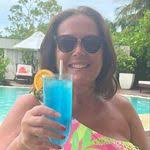 Rosie Skelton's Instagram, Twitter & Facebook