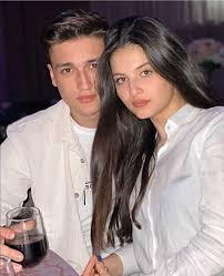 Goo.gl/qdhh25 liviu va juca de data aceasta probele serii alături de bianca sârbu și. Fiica Lui Liviu Varciu Si A FÄƒcut Prieten Ce Spune Despre Noua RelaÅ£ie