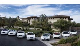 The home was purchased for $10 million by an llc, which is owned by mr. Where Does Floyd Mayweather Live Take A Look Inside His Sh925 Million Hideout