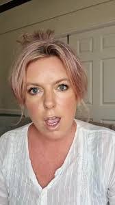 Noreen Devine's Instagram, Twitter & Facebook