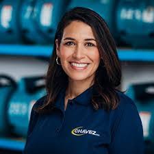 Dan Chavez's Instagram, Twitter & Facebook