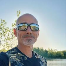 Tell me it's mating season without telling me…. 😂