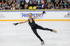 Трусова александра вячеславовна дата рождения: Aleksandra Trusova Prygnula Tri Chetvernyh Pryzhka I Ustanovila Dva Mirovyh Rekorda Na Pervom Vzroslom Turnire