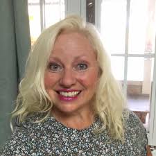 Why would a healthy chicken die suddenly in the coop?