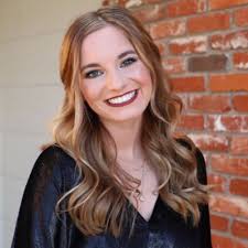 Sierra Shoemaker's Instagram, Twitter & Facebook