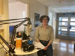 Jag vet att jag ofta skriver att saker och ting är drömmen men ett badrum i microcement är verkligen. Alanningarna Kanner Sig Trygga I Mariehamns Gronomraden Alands Radio Tv Ab