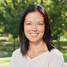 Lisa Culbertson's Instagram, Twitter & Facebook