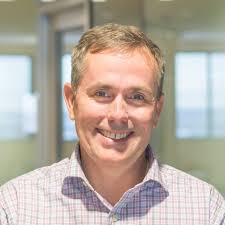 This passion motivated him to study theology and psychology, earning graduate degrees in both disciplines. Duane R Banks Md
