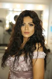 رنا رئيس احتلفت يوم الخميس الماضي بزفاف شقيقتها منة ونشرت صور الحفل على صفحتها على موقع الصور انستجرام. Ø£ÙØºØ§Ù ÙÙ Ø³ÙØ¯ØªÙ ÙØª ØºÙÙØ© ÙØ§ØªØª Ø®ÙØ§Øµ ÙØ¬ÙØ© Ø³ÙØ¯ØªÙ