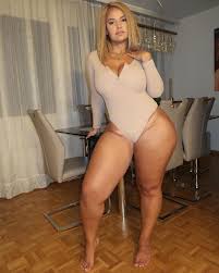 Pamela Alexandra - Free sexy pics, galleries & more at Babepedia