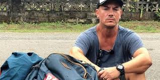 Acesta îi va lua locul ginei pistol recent, răzvan fodor a acordat un interviu pentru cei de la viva.ro și a vorbit despre relația pe care. RÄƒzvan Fodor A Plecat Bolnav La Asia Express Iar SoÈ›ia StÄƒ Ca Pe Jar Acolo Se Poate Agrava Suceava News Online