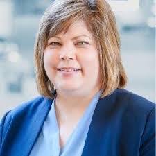 Lori Keen's Instagram, Twitter & Facebook