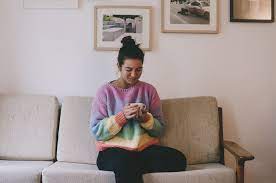 Very warm for cold winter. Kostenlose Anleitung So Strickst Du Einen Regenbogenpullover Felicity Diy Blog