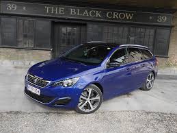 Незакамуфлированный образец peugeot 308 нового поколения удалось сфотографировать в тот момент, когда с автомобиля снимали чехол и грузили на трейлер: Peugeot 308 Sw Gt 2 0 Bluehdi Testbericht Auto Motor At