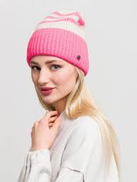 Mix & match: scarves, hats & more