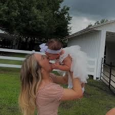 Haleigh Wright (@haleighhwright) • Instagram photos and videos