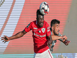 Gil vicente barcelos's kanya fujimoto misses with an attempt on goal. Zaidu Sees Red In Fc Porto Gil Vicente Clashthisdaylive