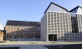Campus College Of Europe Bruges Verversdijk Architect Xaveer De Geyter Architecture Architect Outdoor Decor
