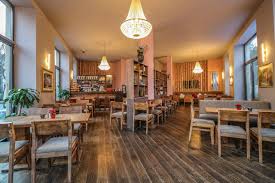 Cafe's mission is to better inform the country about the most critical issues of our time by exploring how law and justice intersect with politics, business, technology and ultimately. Willkommen Im Cafe Caramel Ffm