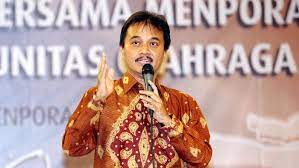 Get roy suryo's contact information, age, background check, white pages, email, criminal records, photos, relatives & social networks. Cerita Versi Roy Suryo Soal Tudingan Eks Menteri Rs Nyerempet