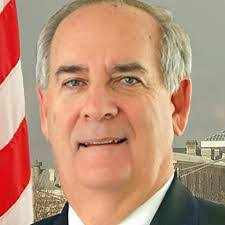 Ryan Giglio's Instagram, Twitter & Facebook