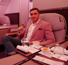 The seats aren't especially private (though there is a privacy partition that can be raised), but that's perfectly fine for a seven hour flight. Review Qatar First Class To Bangkok The Luxury Traveller
