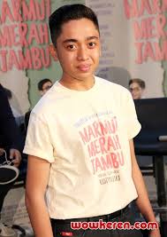 Athina nelwan (penyanyi, kakak perempuan, kembar), bianca nelwan (penyanyi, kakak perempuan, kembar). Foto Christoffer Nelwan Di Premiere Film Marmut Merah Jambu Foto 2 Dari 12
