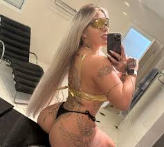 TW Pornstars - 2 foto. Juju Ferrari ✨. Twitter. Bom dia, sextou!. 2:23 PM -  6 Jan 2023