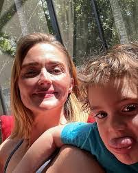 Glenda Baxter's Instagram, Twitter & Facebook