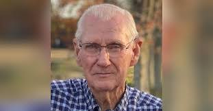 Billy Dees's Instagram, Twitter & Facebook