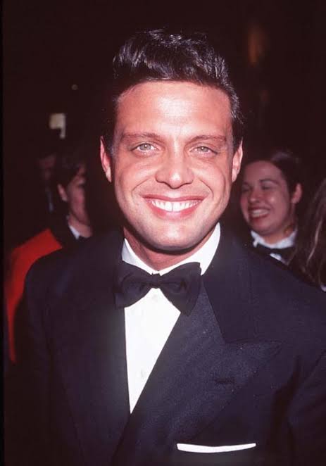 Luis Miguel - IMDb