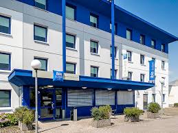 Alte oper and staedel museum are cultural highlights, and travellers looking to shop may want to visit zeil. Gunstiges Hotel Frankfurt Offenbach Sud Ibis Budget Accor