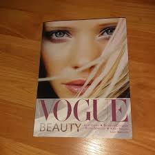 Vogue Beauty by Bronwyn Cosgrave, Lizzie Radford, Juliet Cohen, Rachel  Marlowe … 9781554076000