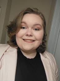 Crystal Clausen's Instagram, Twitter & Facebook