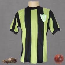 E ele tem 184 cm de altura. Camisa Retro America Mineiro 1971