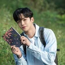 His instagram followers are increasing significantly day by day. 270 è·¯é›² Ideas Sf9 Rowoon Sf9 Extraordinary Moments