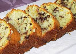 Cake A La Noix De Coco Bananes Et Pepites De Chocolat On Nem On Riz Gateau Banane Coco Pepite Chocolat Recette Cake Banane