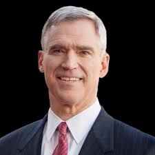 Eaton Vance CEO And Leadership: Executives and Demographics