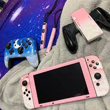 cute lunar sky skin for the nintendo switch 任天堂 技術