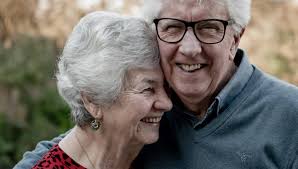 Of Friends Hannah Ro How To Tell If You Married Your Best Friend Marriage  Friend How To Build Friendship In