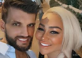 90 Day Fiancé & Other TLC Show