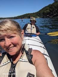 Sandra Nave's Instagram, Twitter & Facebook