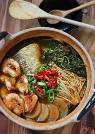Spicy Fish Soup With Mugwort Maeuntang Recipes Asian Cuisine Asian Recipes