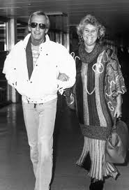 To many people paul hogan is the quintessential australian. Crocodile Dundee Star Paul Hogan S Ex Wife Reveals She Didn T Talk To Him For Seventeen Years After He Left Her For His Glamorous Co Star