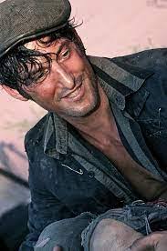 Derrick Palumbo's Instagram, Twitter & Facebook