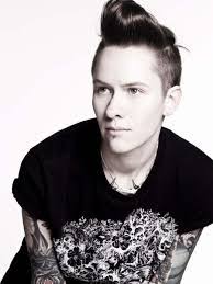 Hannah Blilie's Instagram, Twitter & Facebook