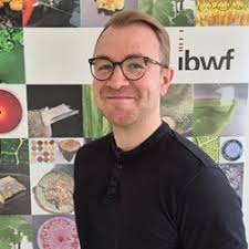 Competence in bioactive compounds and microbiology