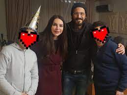 احتفل الفنان يوسف الشريف وزوجته الكاتبة إنجي علاء بعيد ميلاد ابنتهما الشابة جنى، وسط العائلة في منزلهما. ÙŠÙˆØ³Ù Ø§Ù„Ø´Ø±ÙŠÙ ÙˆØ¥Ù†Ø¬ÙŠ Ø¹Ù„Ø§Ø¡ ÙŠØ­ØªÙÙ„Ø§Ù† Ø¨Ø¹ÙŠØ¯ Ù…ÙŠÙ„Ø§Ø¯ Ø§Ø¨Ù†ÙŠÙ‡Ù…Ø§ Ø¹Ø¨Ø¯ Ø§Ù„Ù„Ù‡ ÙˆØ¹Ø¨Ø¯ Ø§Ù„Ø±Ø­Ù…Ù† ØµÙˆØ± Ø§Ù„ÙŠÙˆÙ… Ø§Ù„Ø³Ø§Ø¨Ø¹