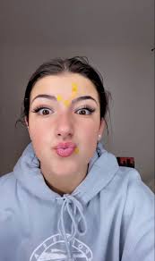 Charli In 2020 Dance Choreography Videos Choreography Videos Bad Life